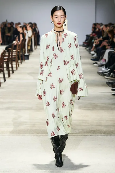 Look 40